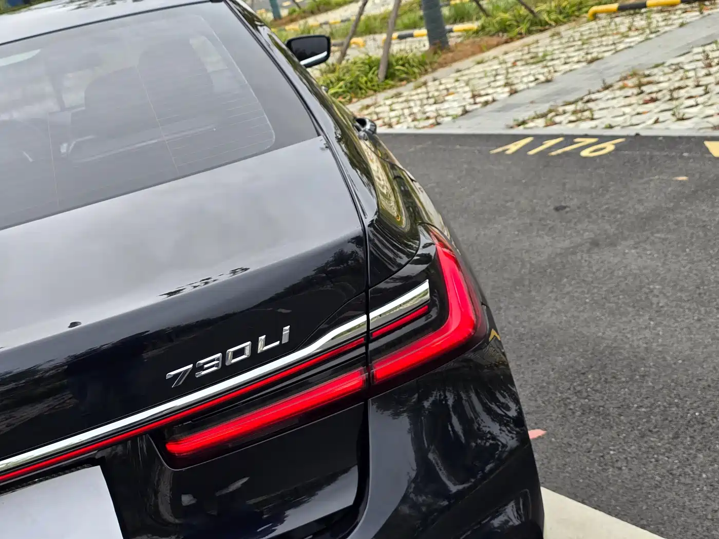 BMW 7 Series 2019 730Li M Sport Package фото 25