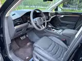 Фото 7 - Volkswagen Touareg