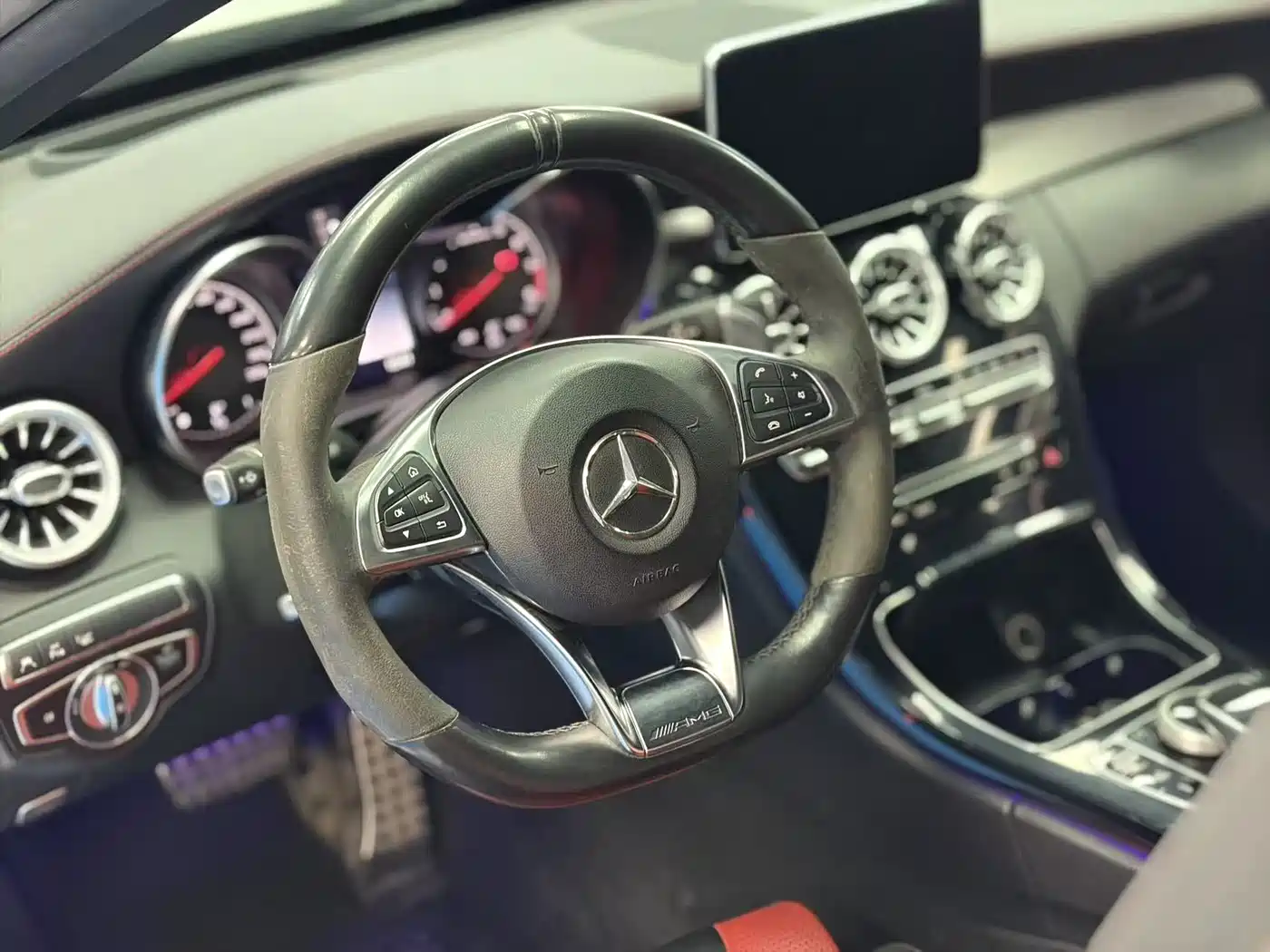 Mercedes-Benz C-Class AMG 2015 AMG C 63 фото 10