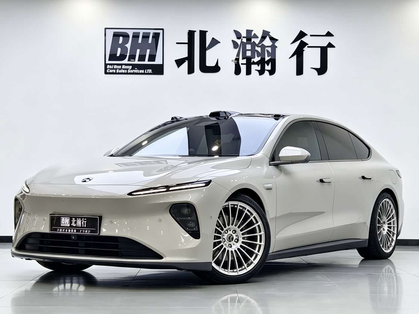 NIO ET7