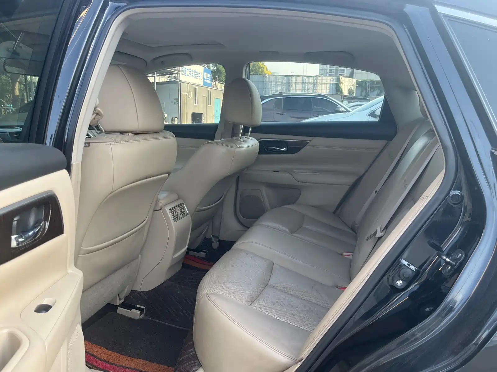 Фото 5 - Nissan Teana