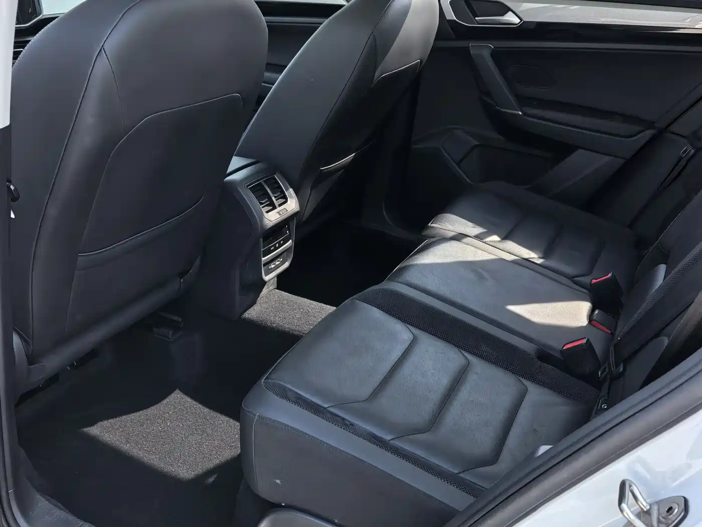 Volkswagen Tayron 2020 330TSI 2WD Luxury Smart Edition фото 5