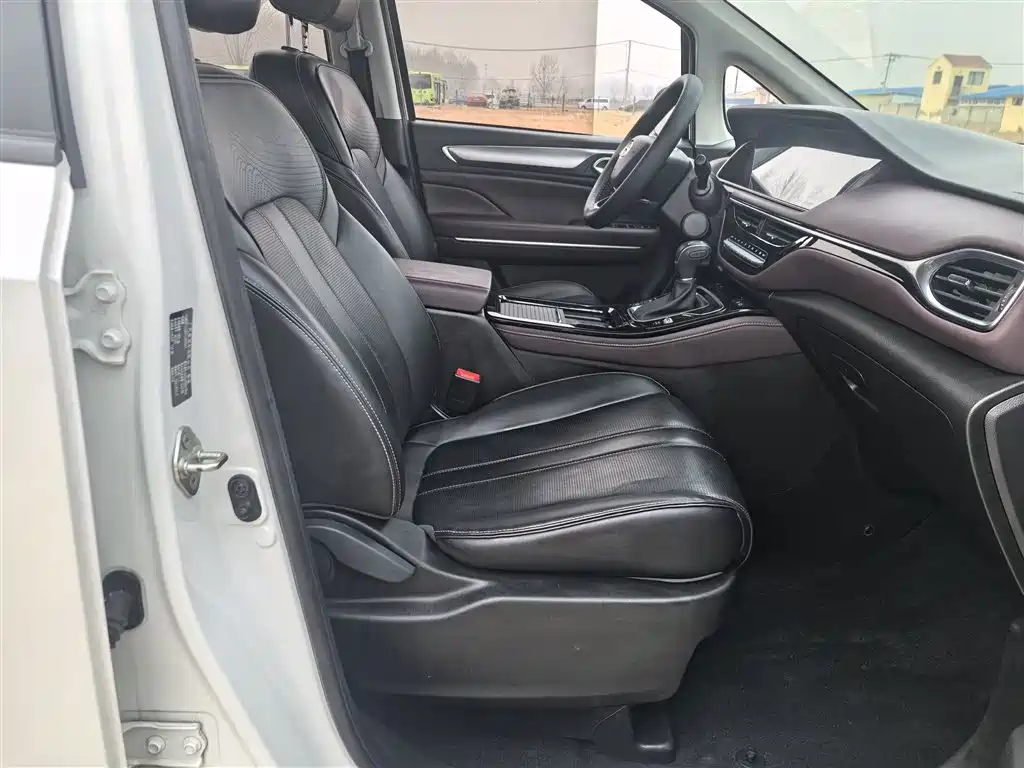 GAC Trumpchi Trumpchi M6 2023 PRO 270T DCT Luxury Edition фото 23