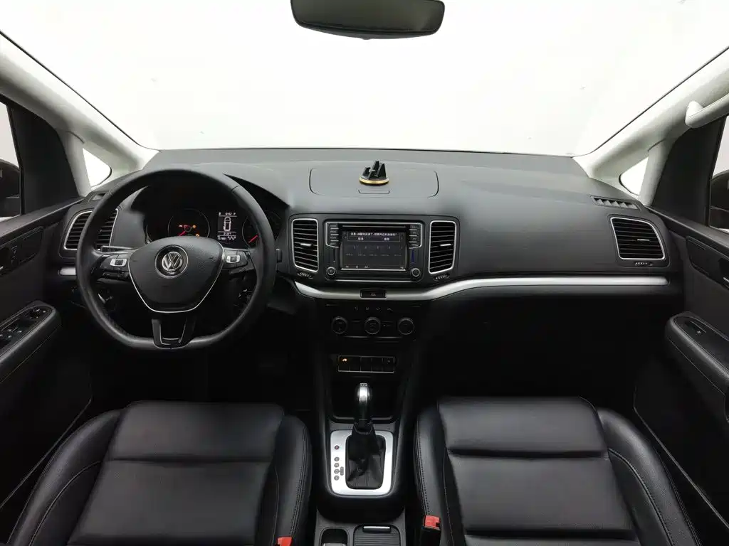 Фото 5 - Volkswagen Sharan