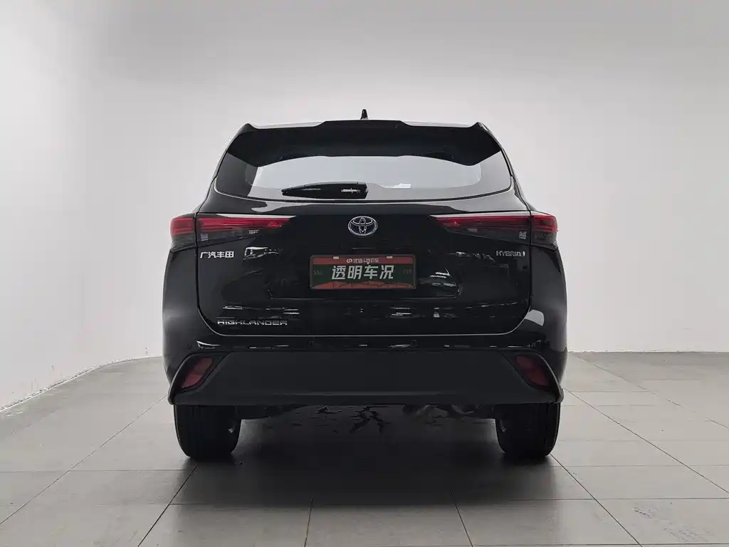 Фото 4 - Toyota Highlander