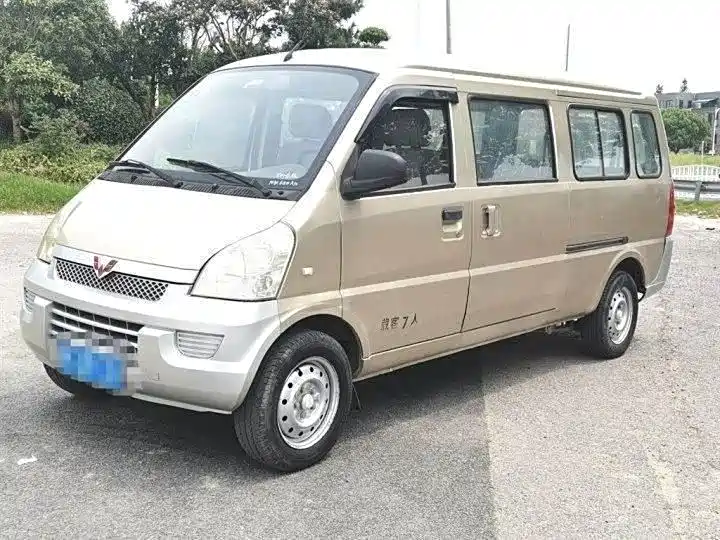 Wuling Motors Wuling Rongguang 2015 2012 1.5L Extended Standard Model