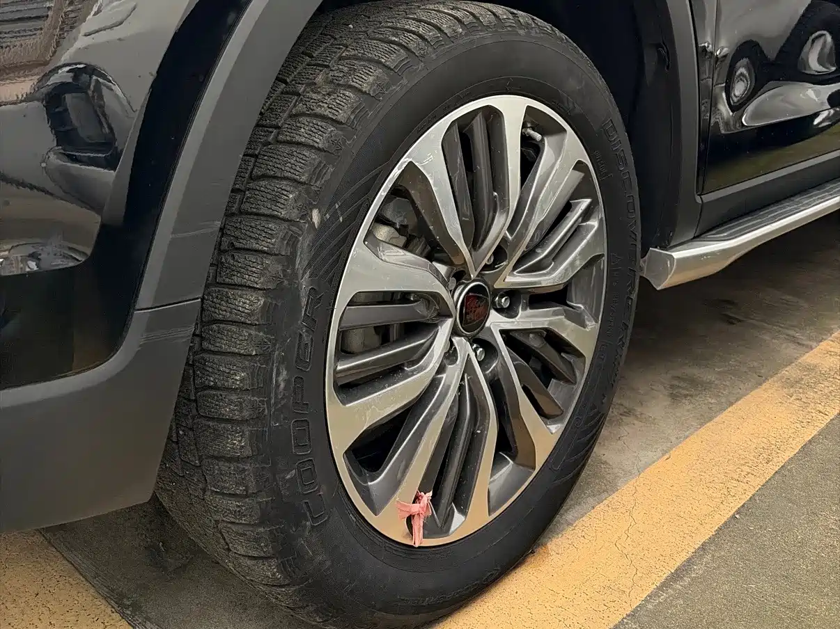 Roewe RX8 2018 2018 30T Intelligent Internet 4WD Supreme Edition