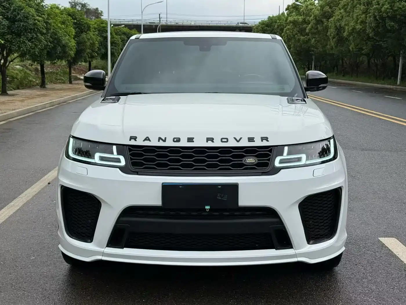 Land Rover Range Rover Sport 2016 Model 3.0 SC V6 HSE DYNAMIC фото 2