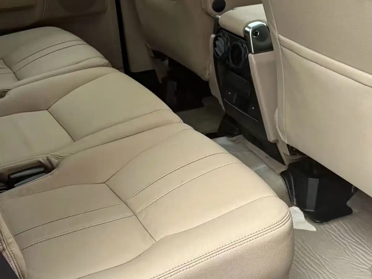 Land Rover Discovery 2010 2010 4.0 V6 HSE Petrol