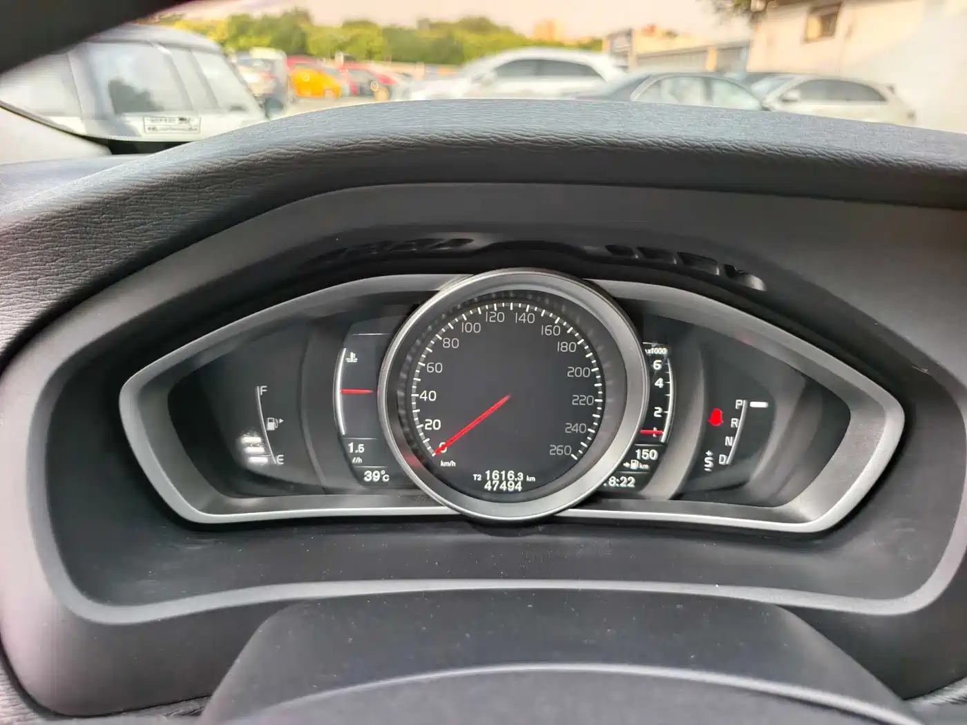 Volvo V40 2018 2018 T3 R-Design Edition