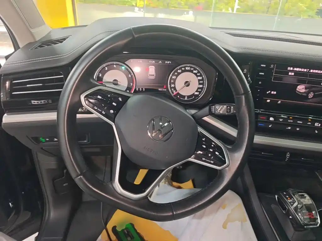 Volkswagen Touareg 2023 2022 2.0TSI Pilot Special Edition