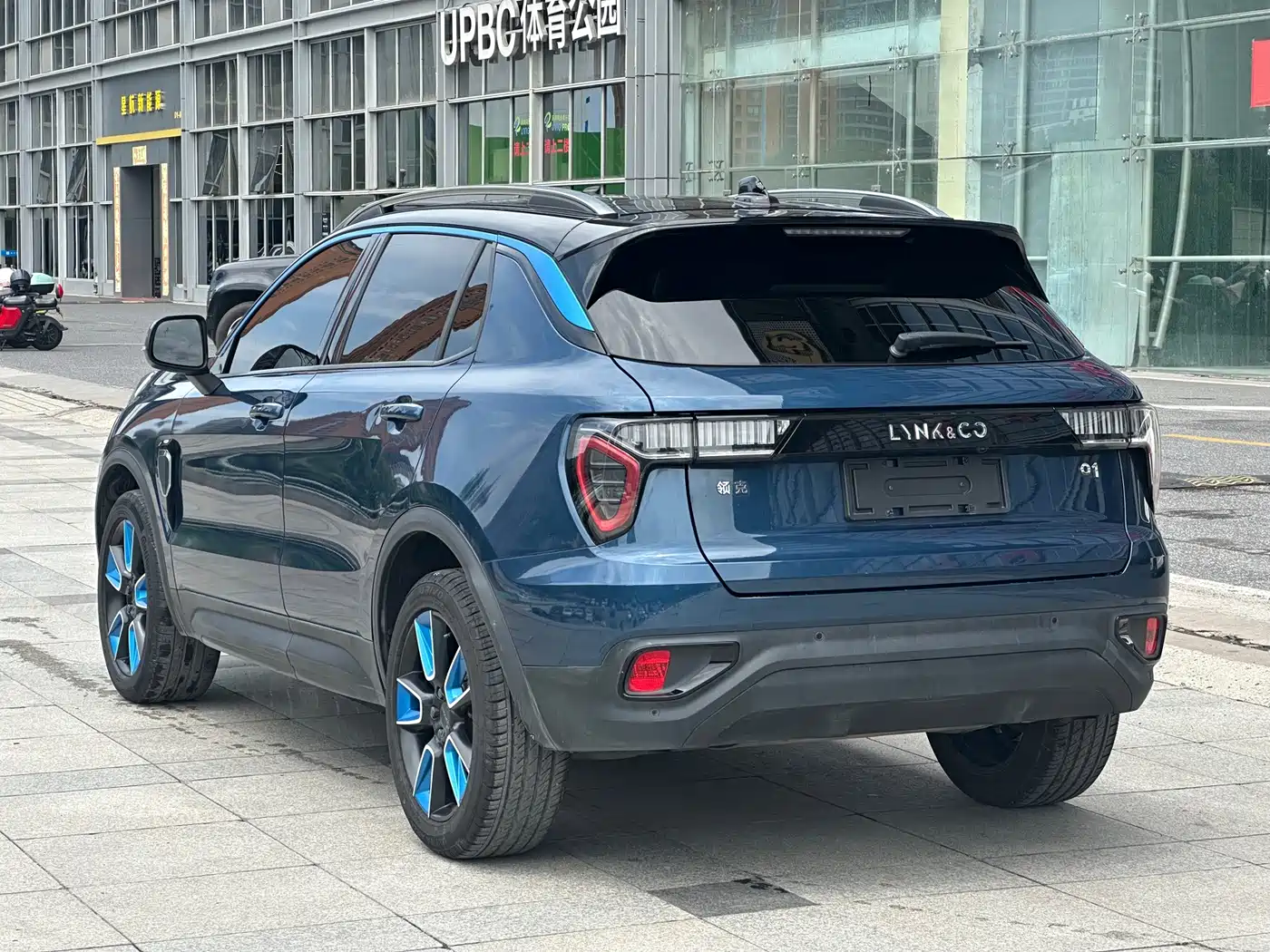 Lynk & Co 01 2018 2017 2.0T 2WD Pro Shine Edition