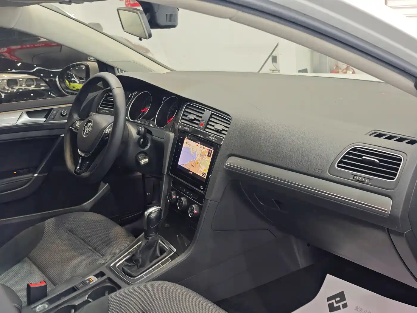 Volkswagen Golf 2020 280TSI DSG Comfort фото 12