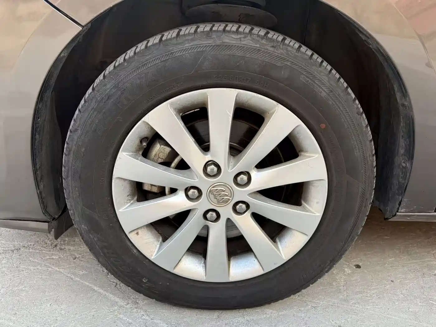 Photo 15 - Buick GL8