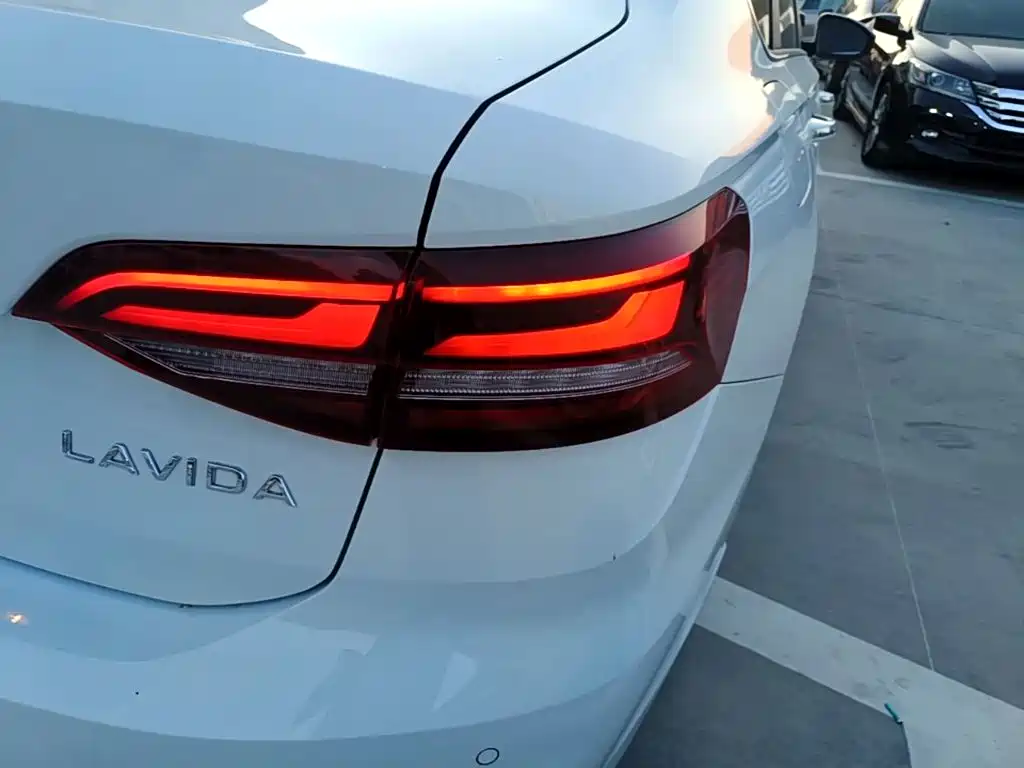 Volkswagen Lavida, миниатюра 8