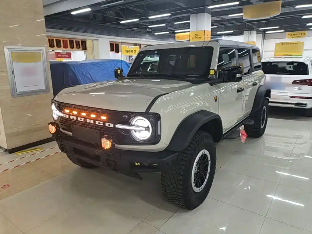 Ford Bronco 2025 2024 2.3T Badlands