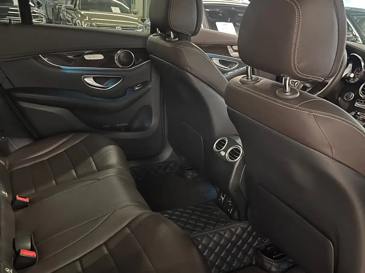 Mercedes-Benz GLC 2019 GLC 260 4MATIC Dynamic фото 14