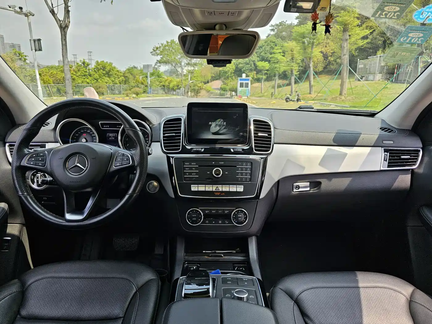 Mercedes-Benz GLE Coupe 2017 GLE 400 4MATIC Coupe SUV фото 12