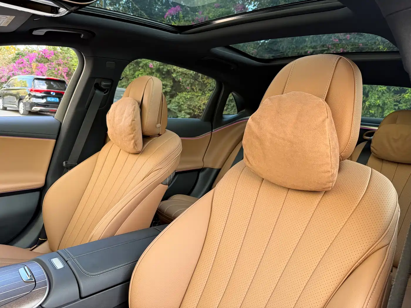 Mercedes-Benz E-Class 2024 Model E 300 L Luxury фото 16