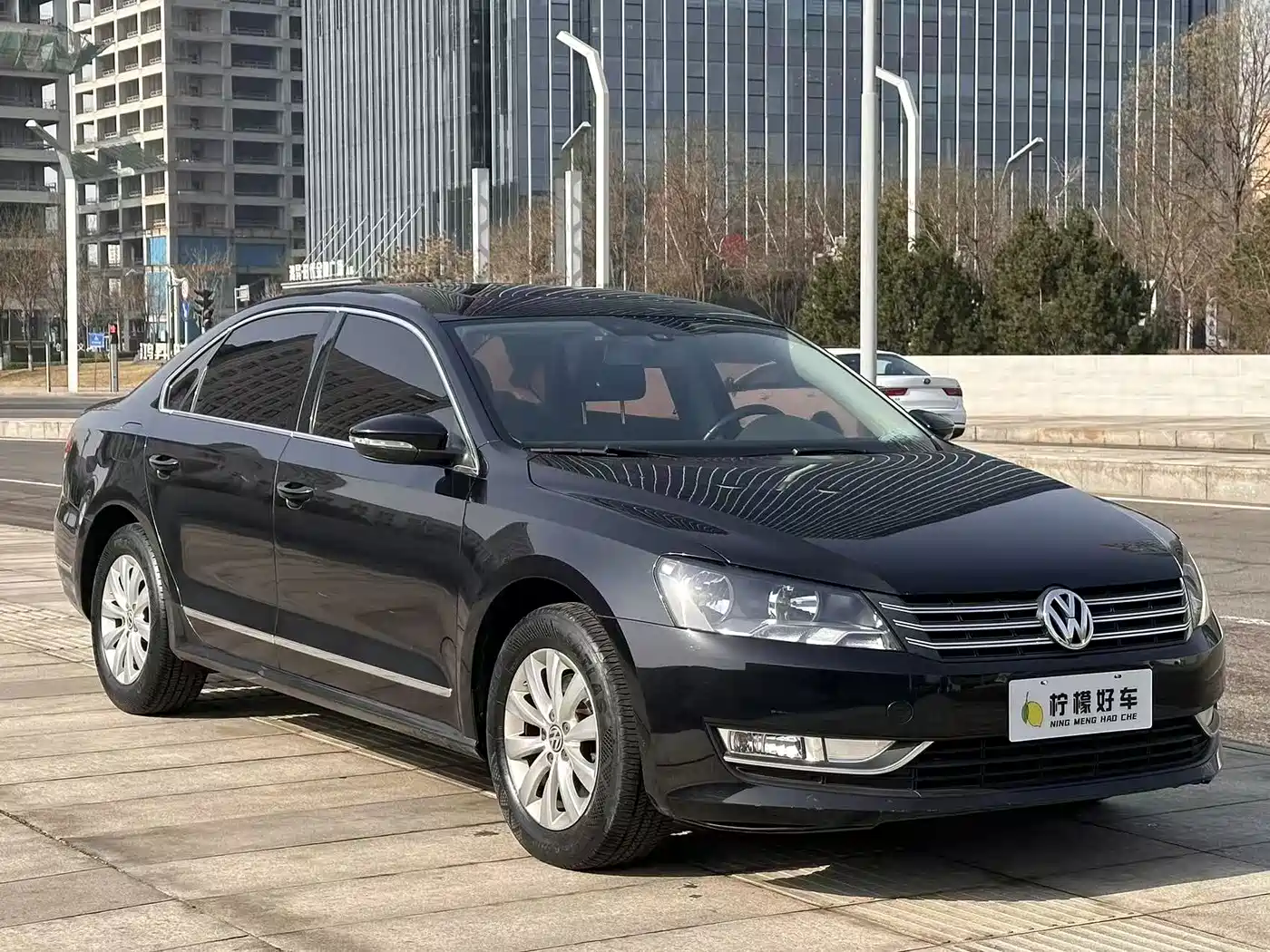 Volkswagen Passat 2013 1.8TSI DSG Zunrong фото 2
