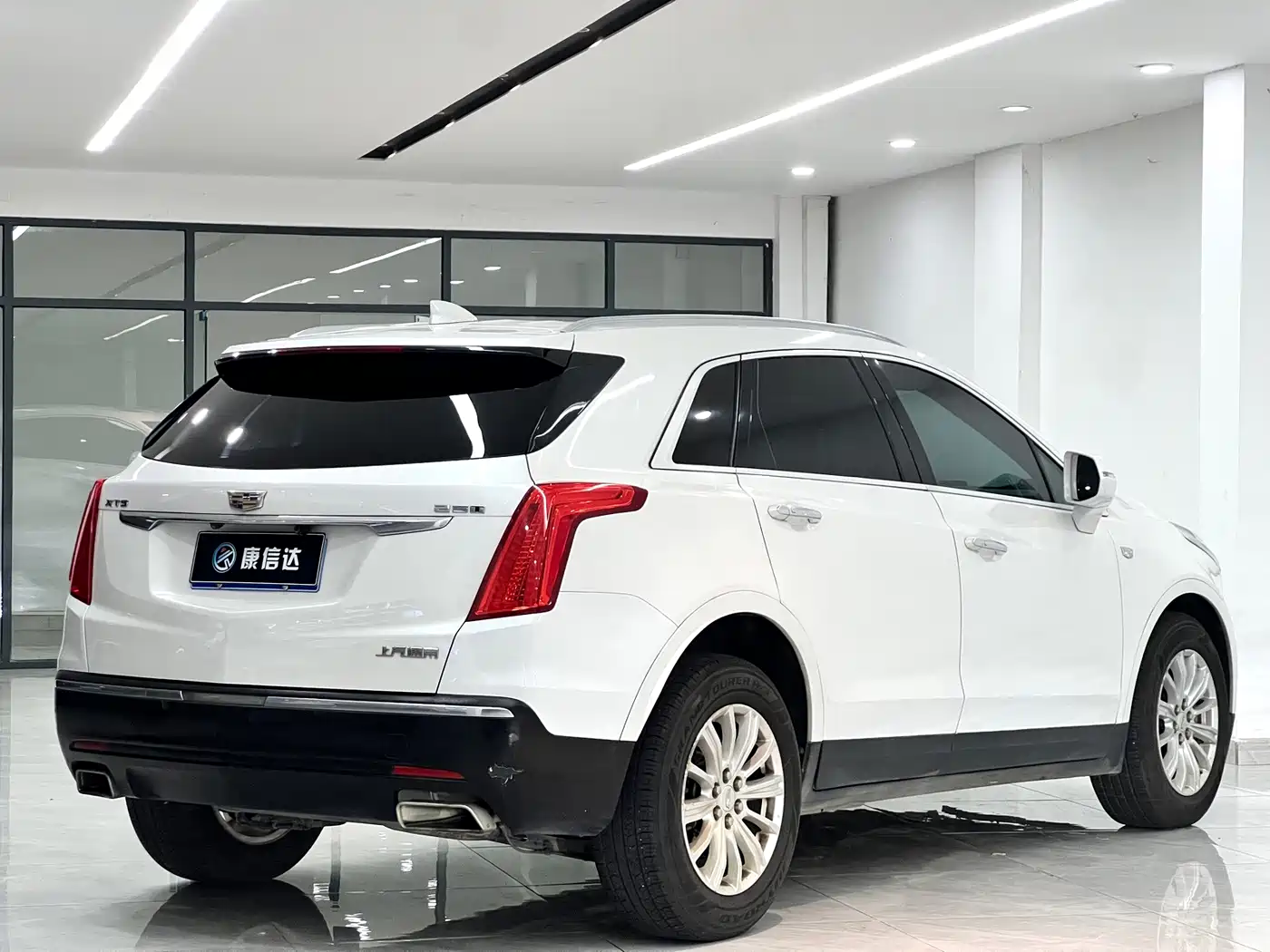 Cadillac XT5 2016 2016 25T Technology Model