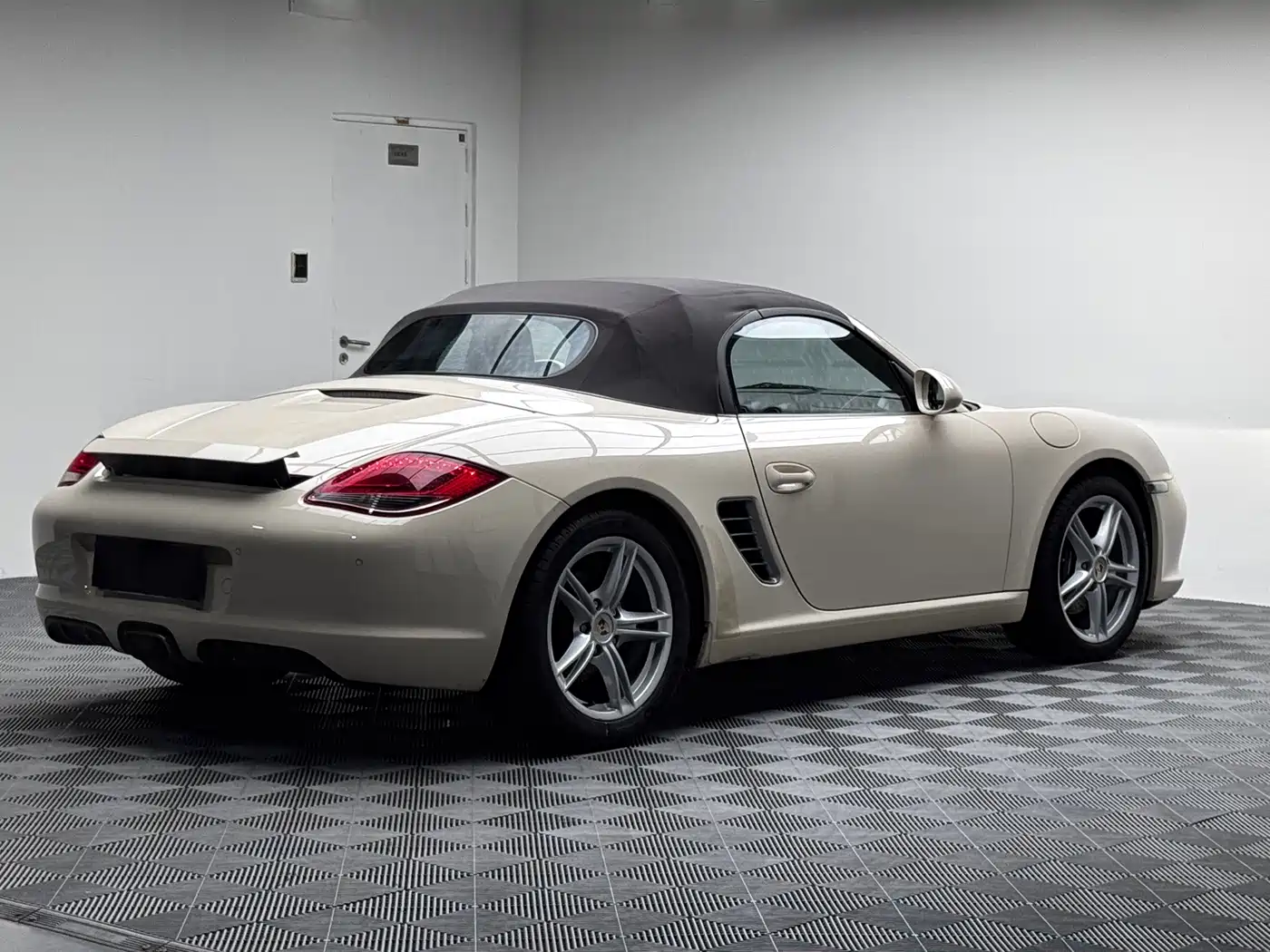 Porsche Boxster 2011 2011 Boxster Black Edition 2.9L
