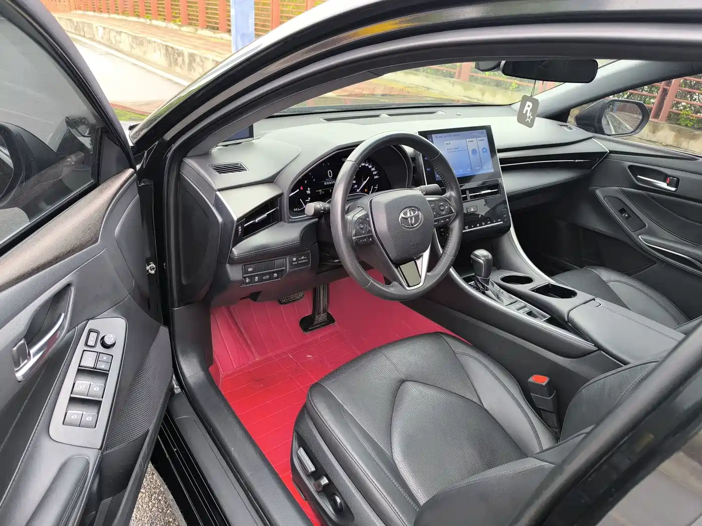 Toyota Avalon 2023 2.5L Luxury Edition фото 9