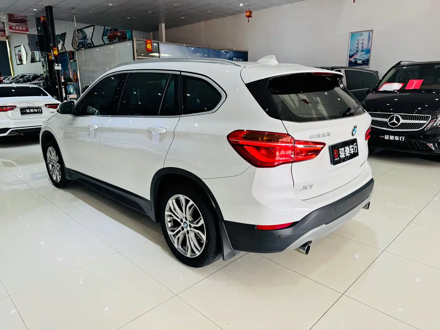 BMW X1 2019 sDrive20Li Leading Model фото 9