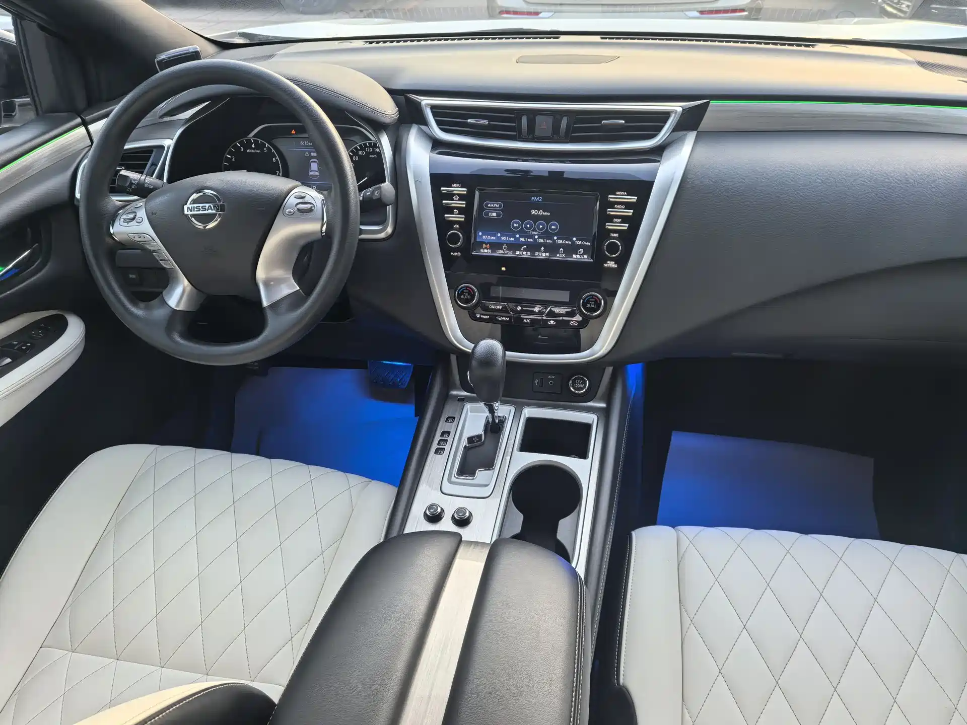 Фото 9 - Nissan Murano