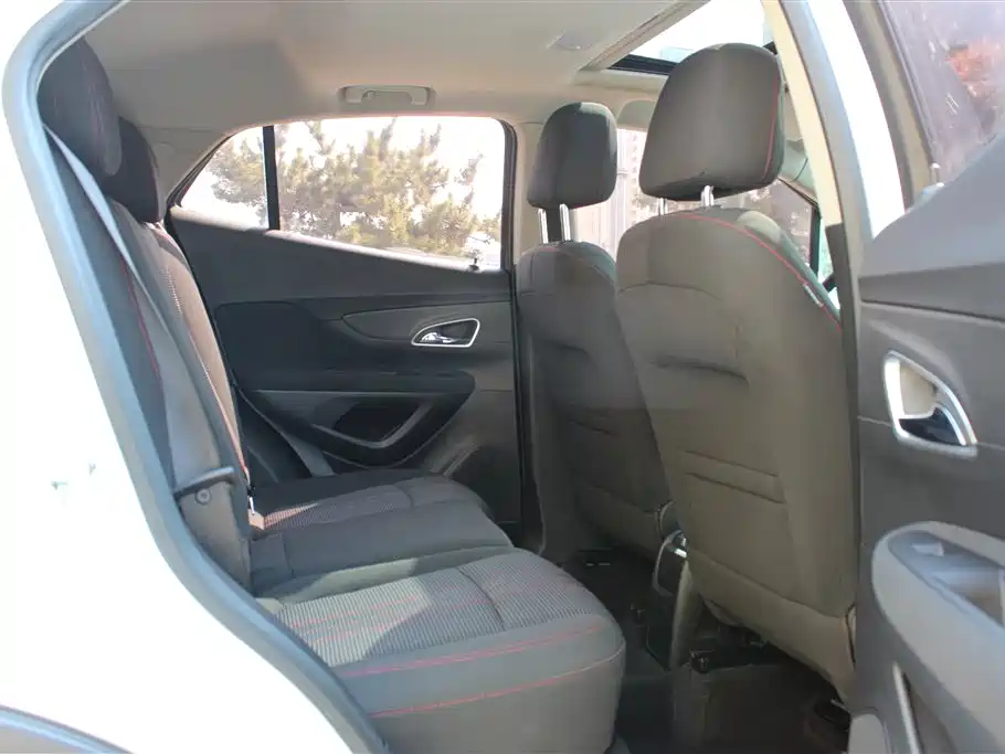 Buick Encore 2015 1.4T Automatic 2WD Urban Elite фото 16