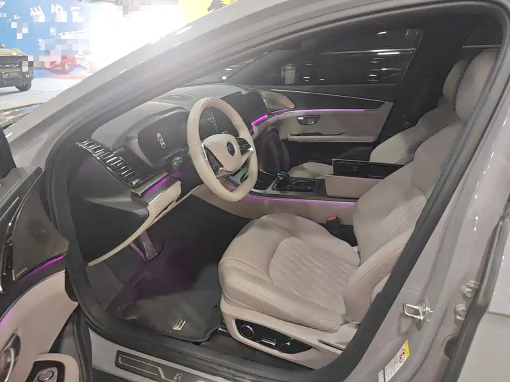 BYD Han 2025 2025 DM-i 125KM LiDAR Smart Driving
