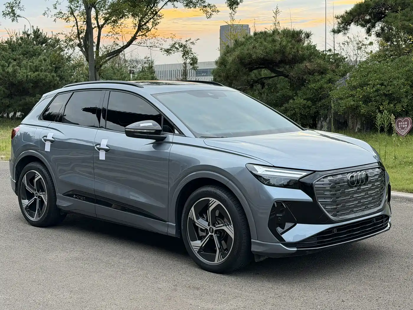 Фото 3 - Audi Q4 e-tron