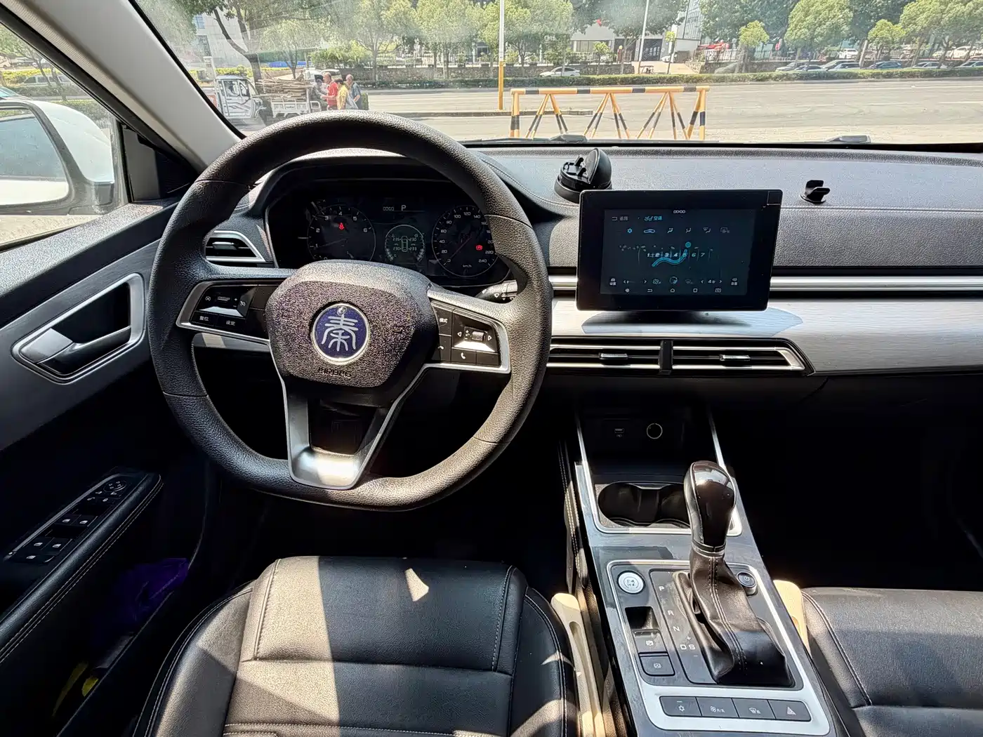 BYD Qin 2021 2019 1.5L Automatic Luxury Edition