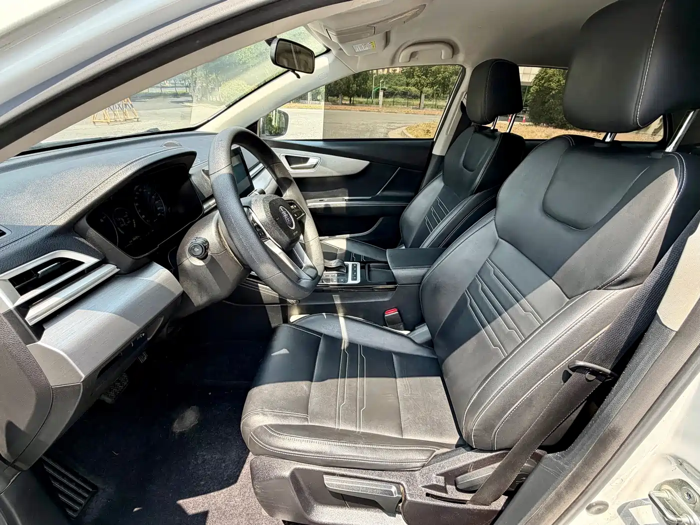 BYD Qin 2021 2019 1.5L Automatic Luxury Edition