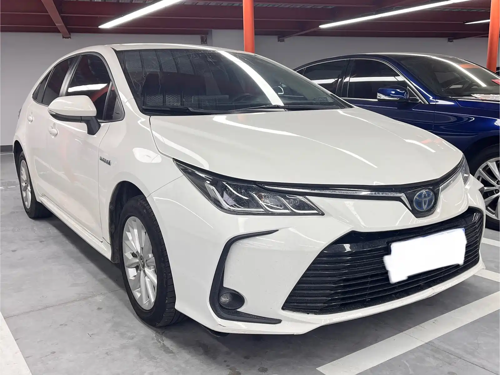 Фото 3 - Toyota Corolla