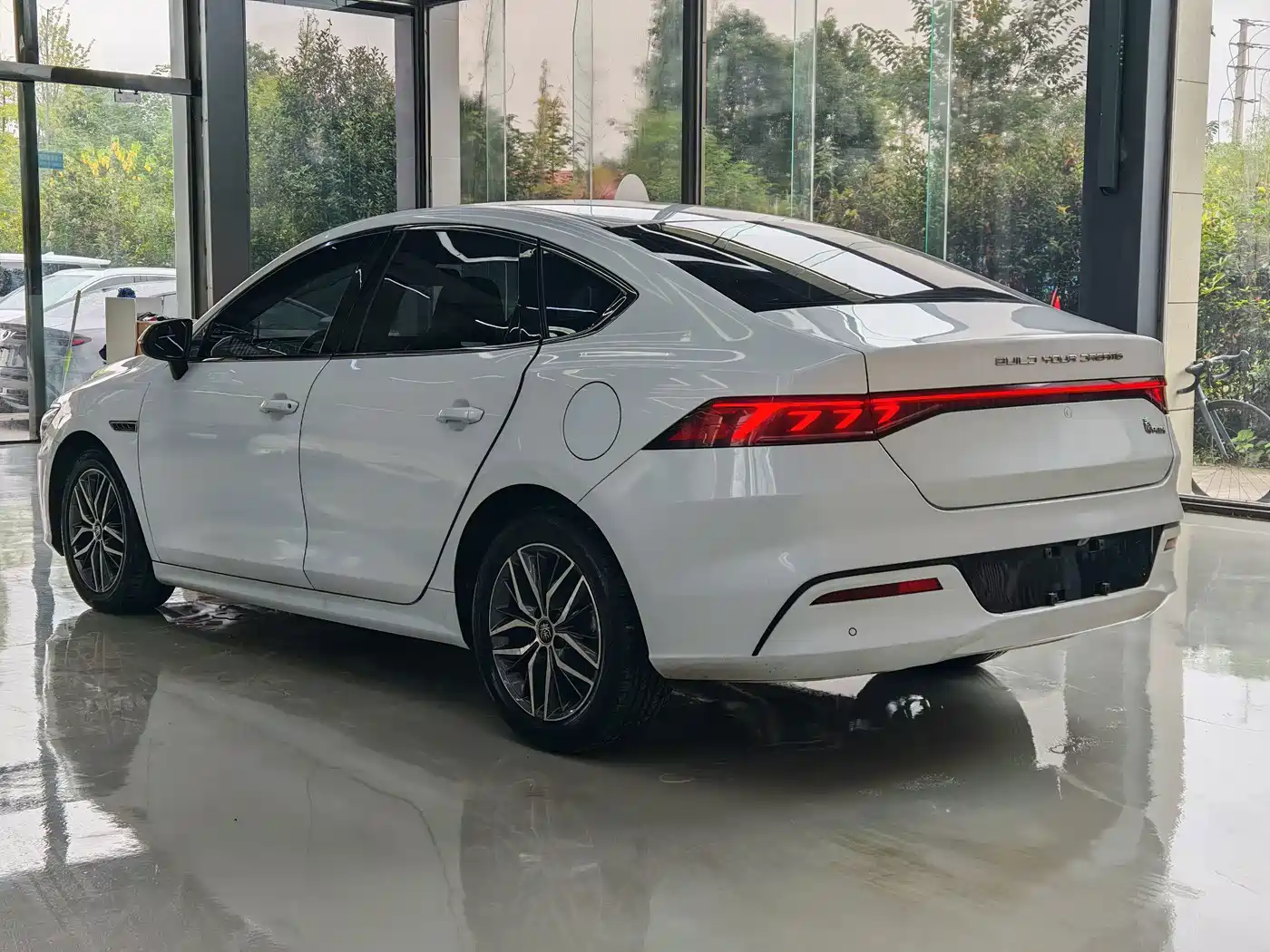 BYD Qin PLUS 2021 2021 DM-i 55KM Flagship