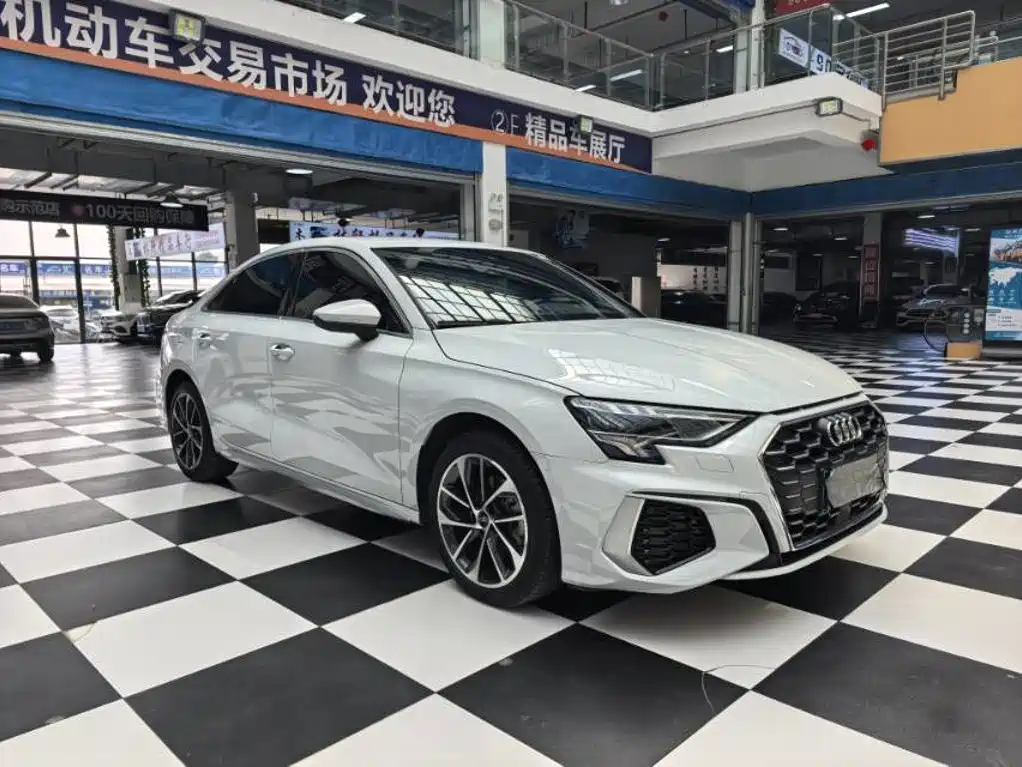 Фото 2 - Audi A3