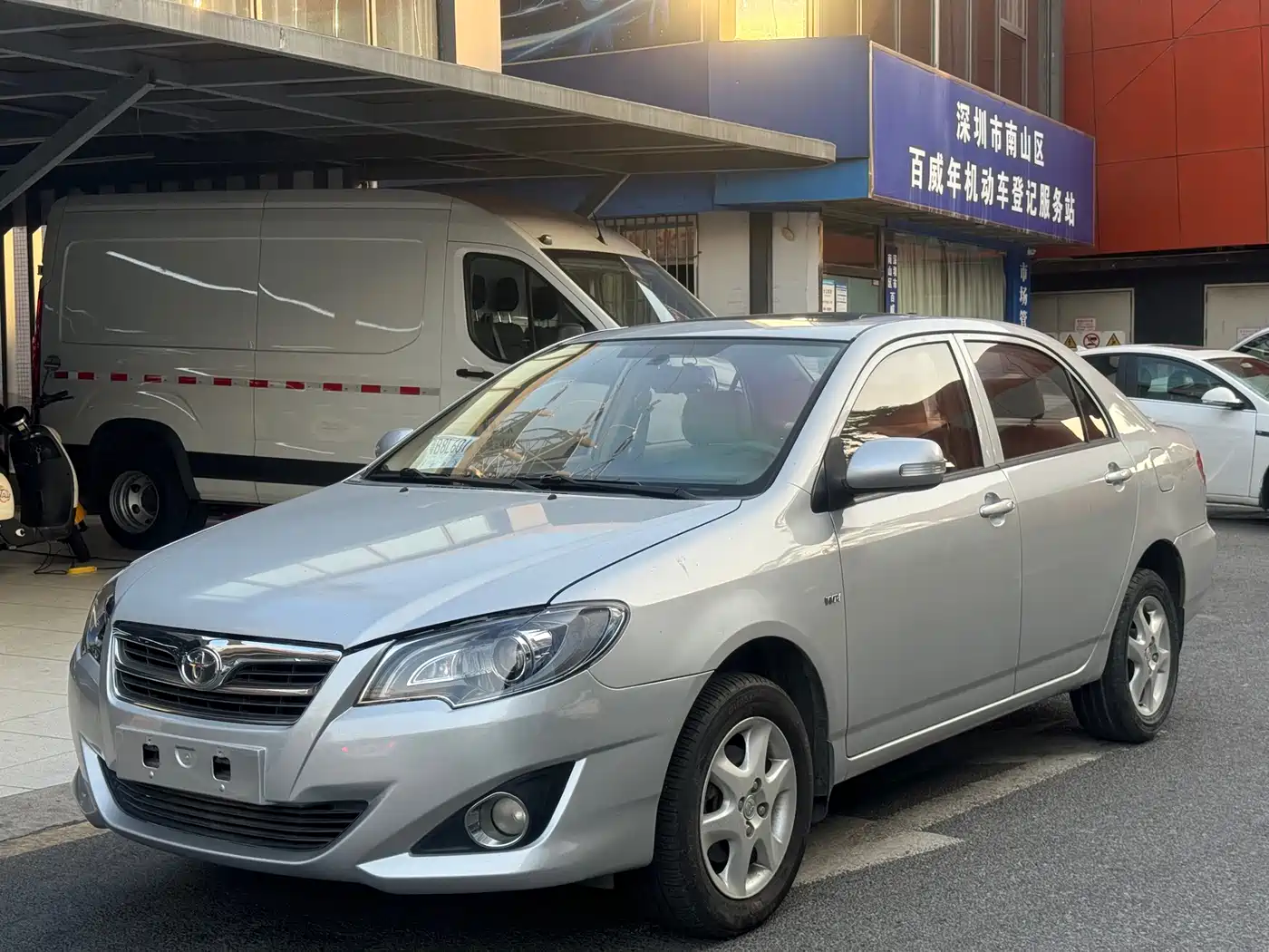 Toyota Corolla 2013 1.6L Automatic Luxury