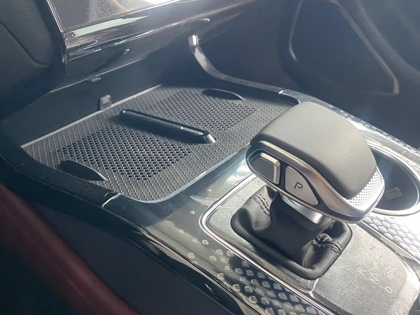 Hongqi HONGQI HS3 PHEV