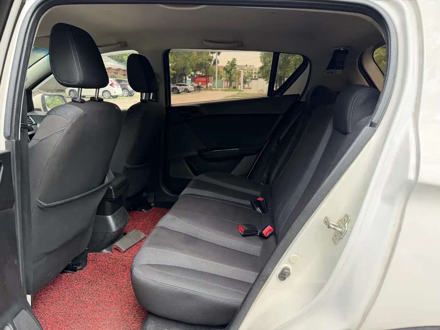 Baojun 310 2018 2017 1.5L Auto Comfort