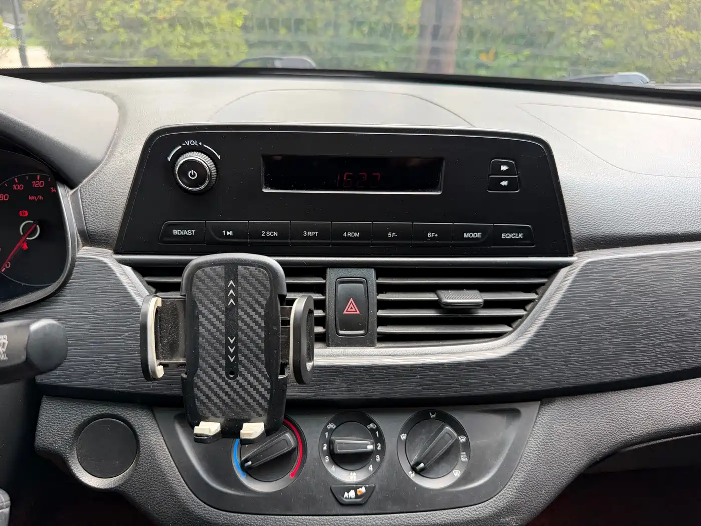 Baojun 310 2018 2017 1.5L Auto Comfort