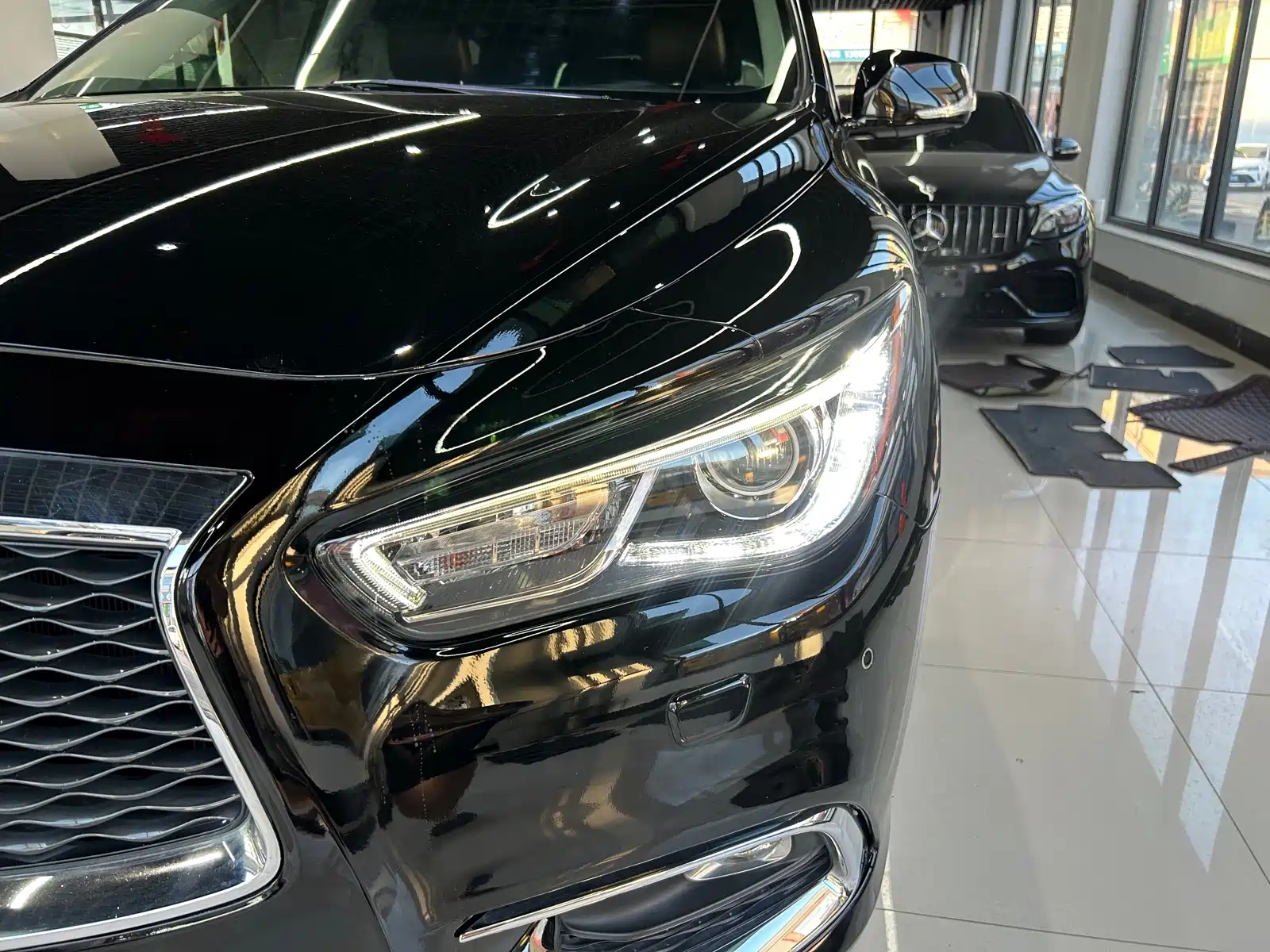 صورة 20 - Infiniti QX60 (Import)