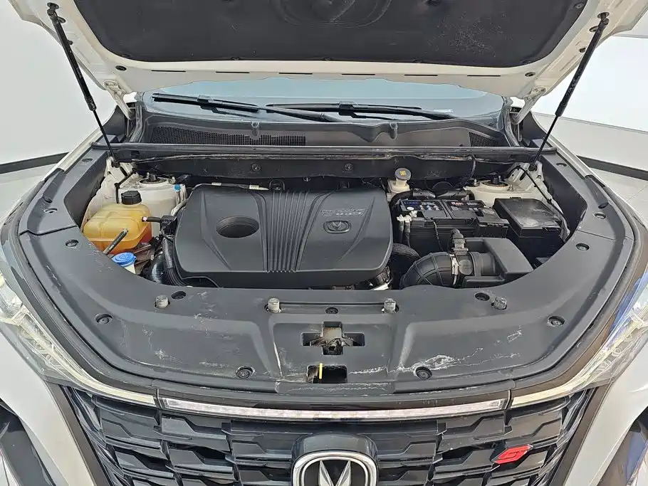 Фото 10 - Changan CS75 PLUS