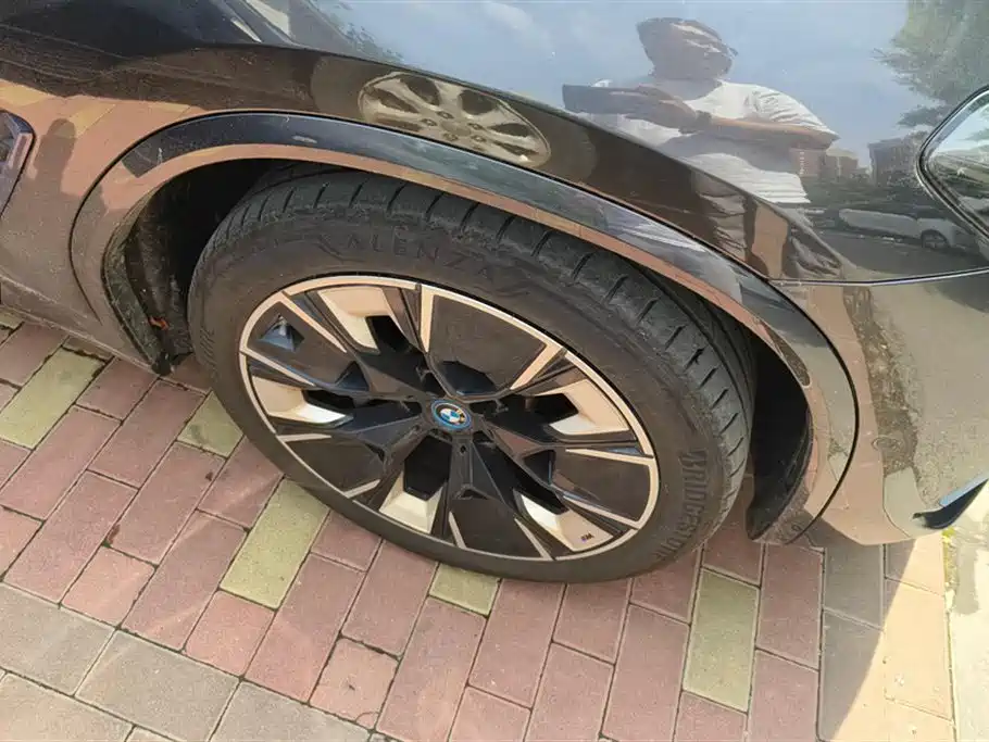 BMW iX3 2022 Innovation Leader фото 6