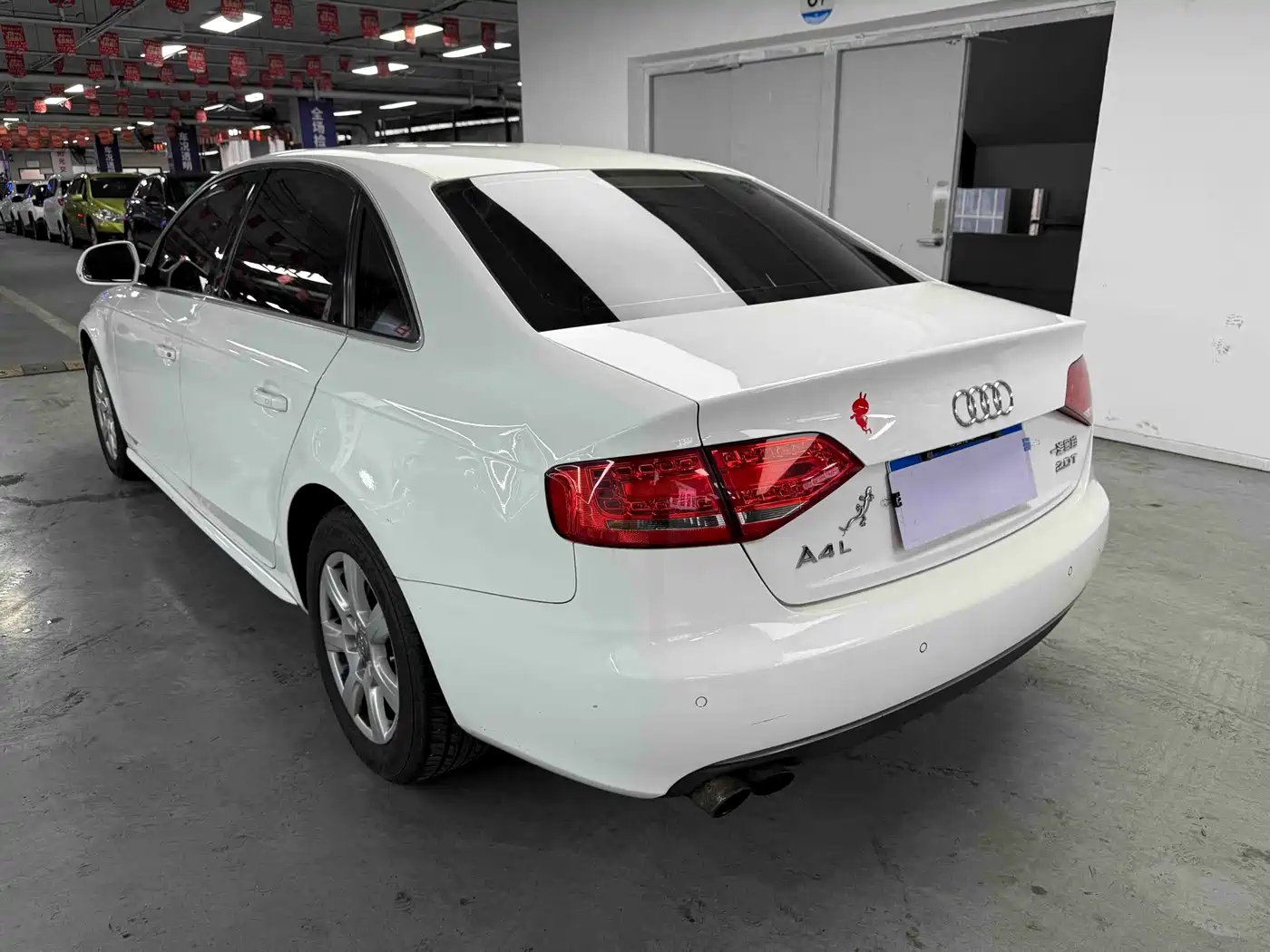 Audi A4L 2010 2011 2.0 TFSI Comfort
