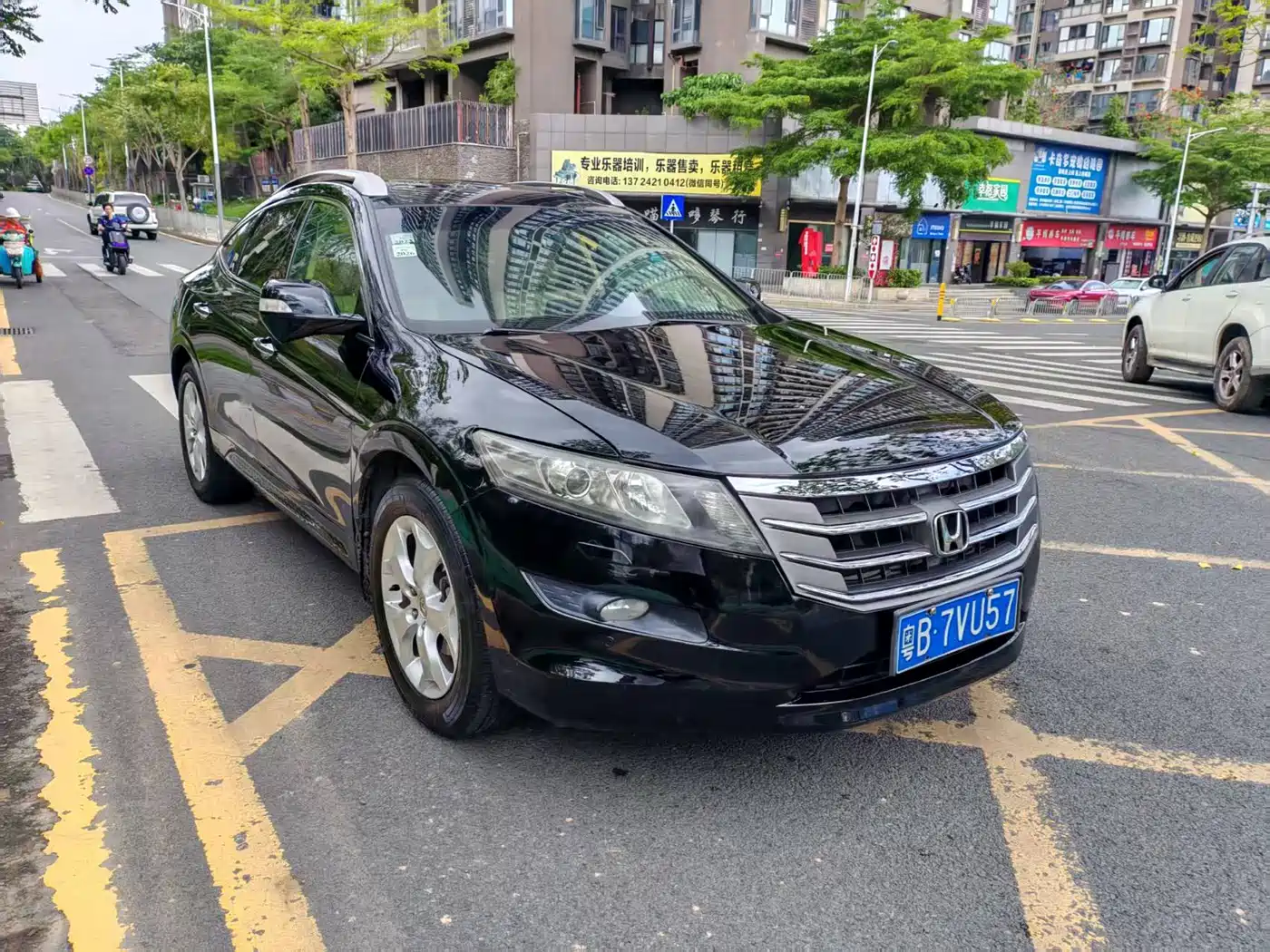 Фото 2 - Honda Crosstour