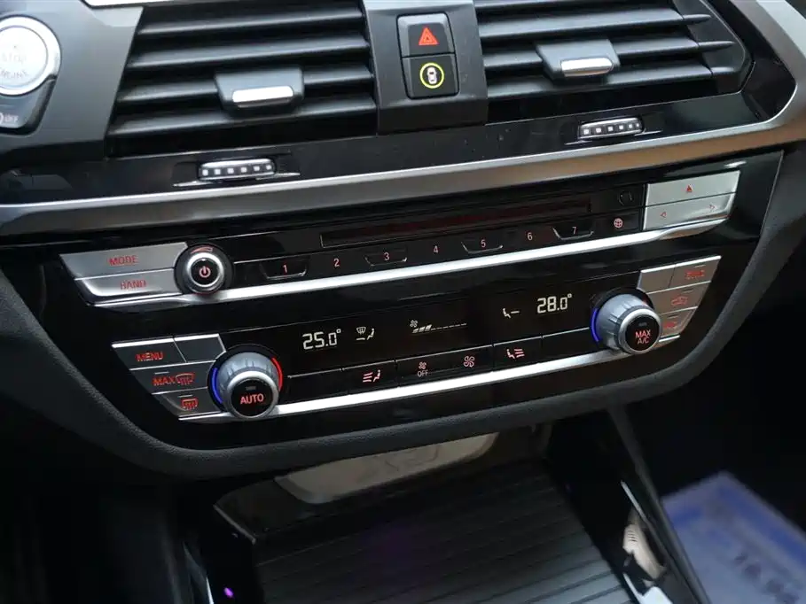 BMW X3 2018 xDrive30i Leading M Sport Package China V фото 9