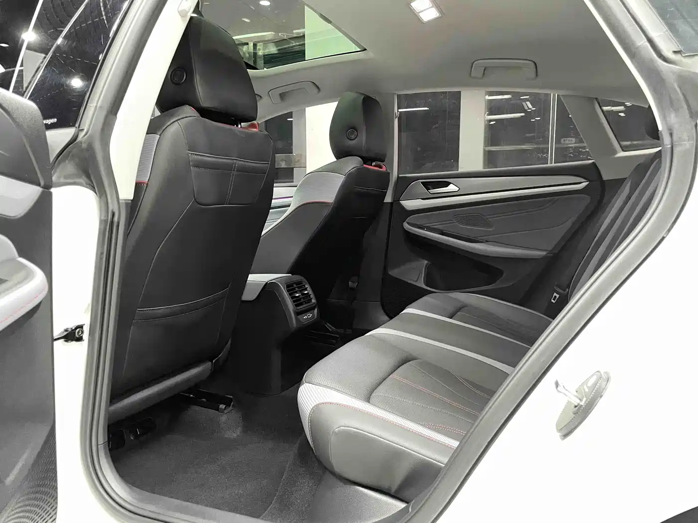 Volkswagen Lamando 2023 Lamando L 280TSI DSG Cool Edition фото 7