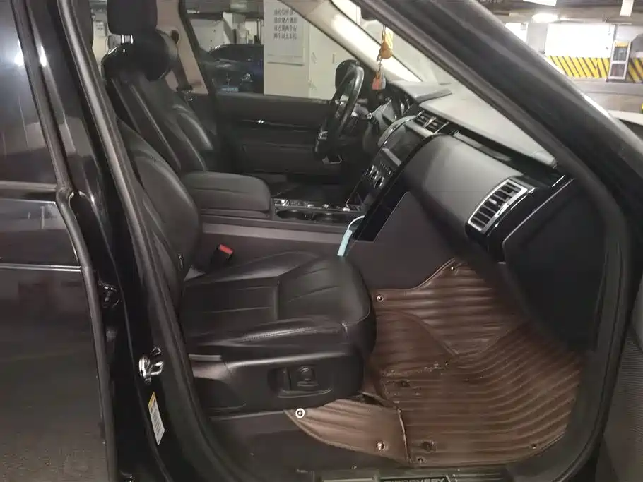 Land Rover Discovery 2019 3.0 SC V6 SE фото 8