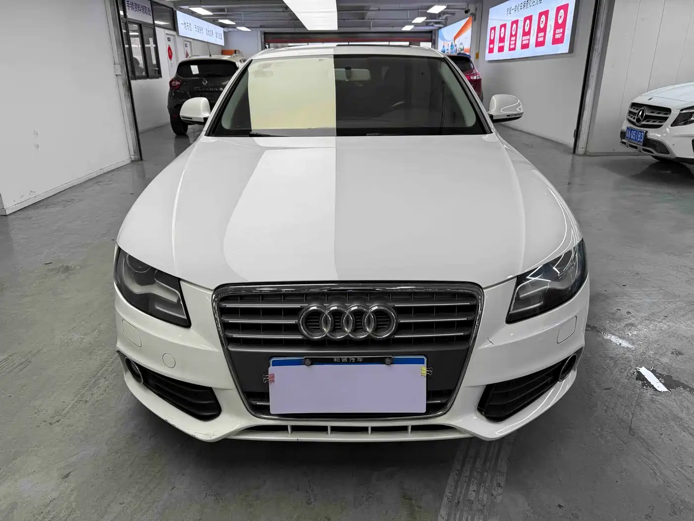Audi A4L 2010 2011 2.0 TFSI Comfort
